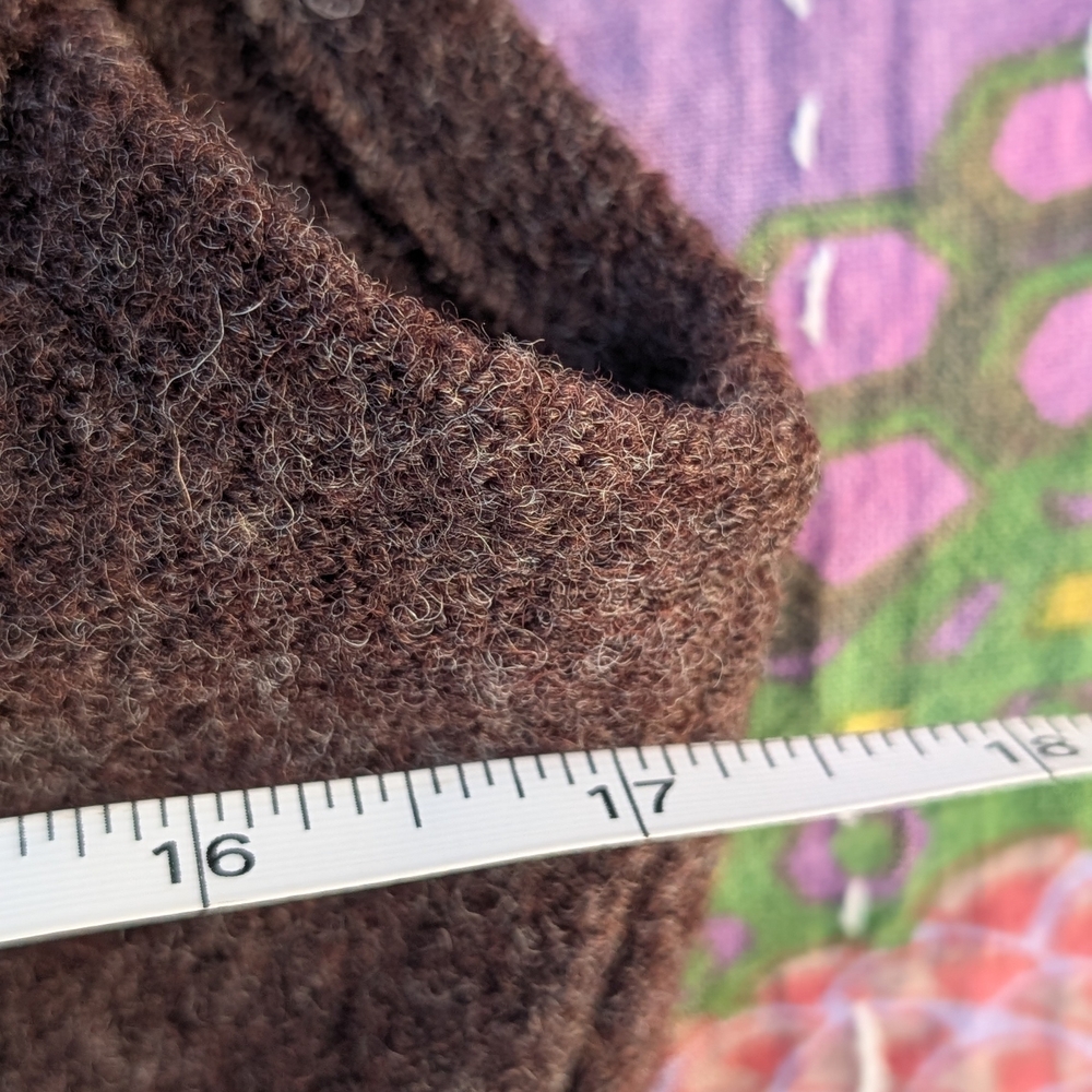 Brown Sleeveless Ruffle Cardigan - Picture 3 of 8